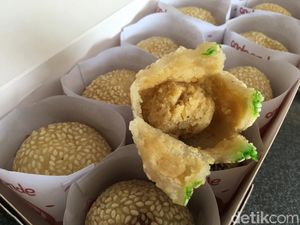 Pemudik Wajib Bawa Oleh-oleh Onde-Onde Mojokerto yang Empuk Legit