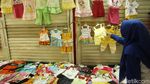Diskon Besar-besaran, Saatnya Berburu Baju Lebaran di Tanah Abang