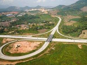 Tol Terpanjang RI Diresmikan Jokowi Bulan Depan