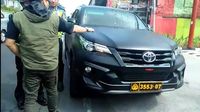 Kevin Bawa Fortuner Berpelat Polri, Pelat Nomor-STNK Dinas Ternyata Palsu