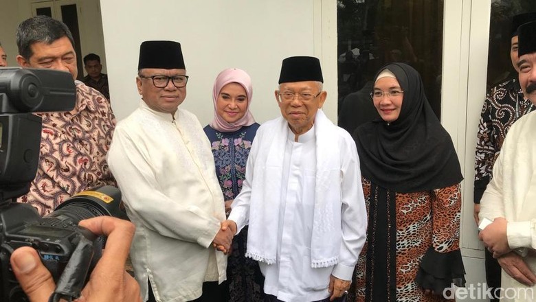 Maruf Amin Buka Puasa Bersama di Rumah OSO Maruf Amin Buka Puasa Bersama di Rumah OSO