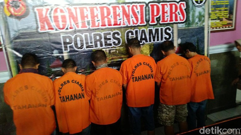 Peras Bos Bolu di Ciamis, Oknum Wartawan Ditangkap Polisi Peras Bos Bolu di Ciamis, Oknum Wartawan Ditangkap Polisi