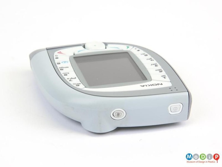 Nokia 7600