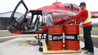 Kemacetan jalan raya menjadi salah satu penyebab orang ingin mencoba dan menggunakan helikopter untuk kebutuhan mudik.