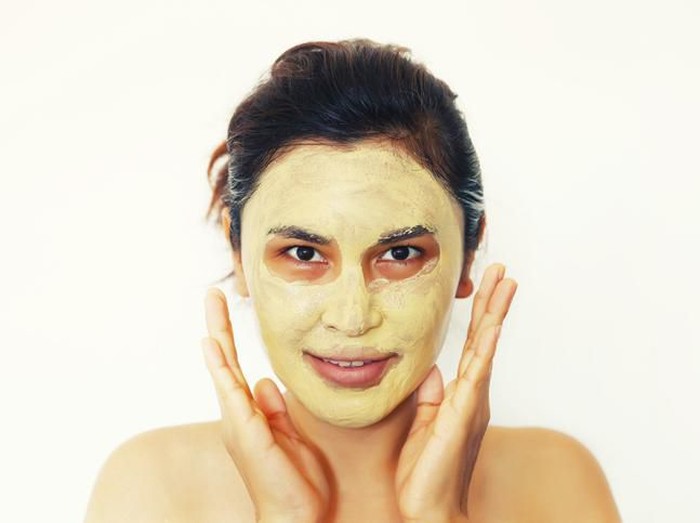 9 Manfaat Masker Kunyit  untuk Kecantikan Kulit