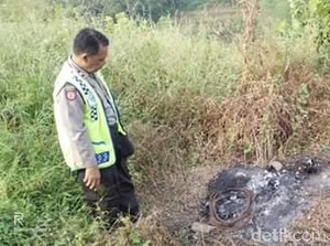 Polisi Amankan 3 Pria Terkait Kasus Tengkorak Terbakar di Mojokerto