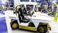 MRV tidak memiliki koneksi mekanis ke penggerak, kemudi, atau aktuator rem. Mobil ini digerakkan melalui input kontrol yang dikonversi menjadi sinyal listrik dan ditransmisikan dengan kawat ke motor di dalam kendaraan. Mobil listrik Ini memiliki torsi 190 ft-lb dan kecepatan tertinggi 40mpj atau sekitar 65kpj.Foto: NASA