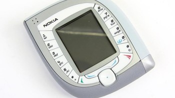 Ponsel ini mendukung jaringan GSM/UMTS. Foto: Internet