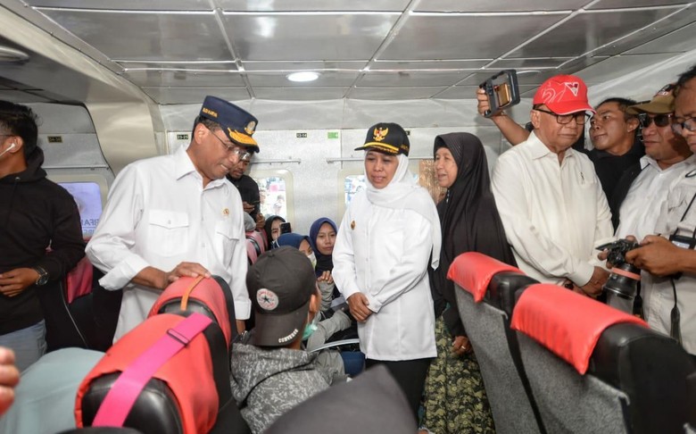 Pastikan Arus Mudik ke Madura Lancar, Menhub Tambah 5 Kapal Perintis Pastikan Arus Mudik ke Madura Lancar, Menhub Tambah 5 Kapal Perintis
