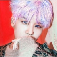  “Kenali dirimu sendiri, kamu penipu, tulis seorang komentator dengan jelas merujuk pada masa lalu Sung Hoon. Pada 2011, ia dihukum karena tidak membayar 1 miliar won yang dipinjamnya dari tiga orang antara tahun 2009 dan 2019. Sung Hoon pun menerima hukuman penjara yang ditangguhkan. (Foto: Instagram/@kang.s.h.0222)