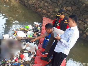 Mayat Bayi Lak-laki Ditemukan di Kali Baru Barat Jaksel