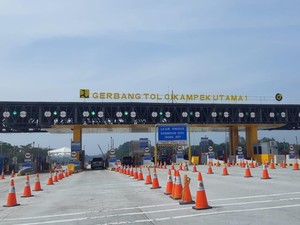 73.830 Kendaraan Lewat GT Cikampek Utama di Hari Pertama Lebaran
