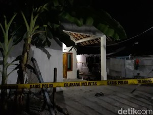 Rumah Pelaku Ledakan Pospol Kartasura Digeledah dan Dijaga Ketat Polisi