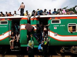 Potret Perjuangan Demi Pulang ke Kampung Halaman