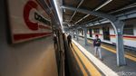 Potret Sepinya Penumpang KRL di H-1 Lebaran
