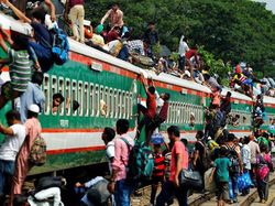 Potret Perjuangan Demi Pulang ke Kampung Halaman