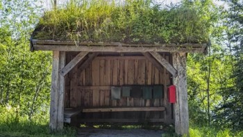Tempat pemberhentian dengan tema kayu dan pepohonan di Norwegia. (Foto: BlazePress)