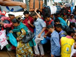 Potret Perjuangan Demi Pulang ke Kampung Halaman