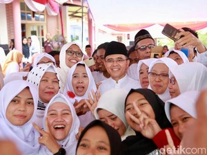 Program Siswa Asuh Sebaya di Banyuwangi Donasikan Rp 17 M