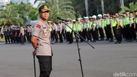 Apel pengamanan malam takbiran dipimpin oleh Kapolres Metro Jakarta Pusat, Kombes Pol Harry Kurniawan.