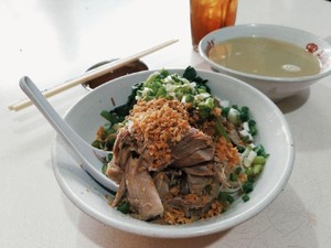 Jangan Lupa Makan Bihun Bebek Hingga Kari Bihun Legendaris Jika Lebaran di Medan