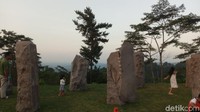 Di Rest Area KM 429 ada Taman Batu yang instagrammable (Aji Kusuma/detikcom)