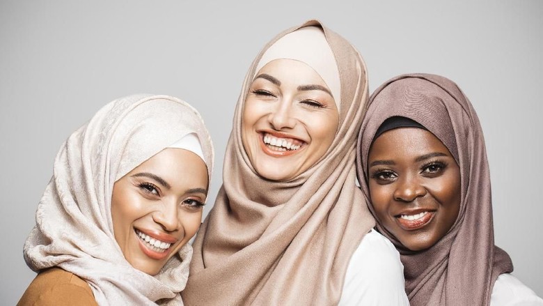 Ilustrasi traveler wanita muslim (iStock) Ilustrasi traveler wanita muslim (iStock)