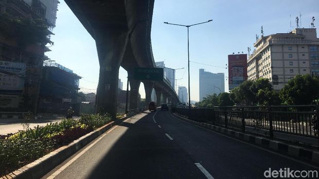 Flyover Mampang.