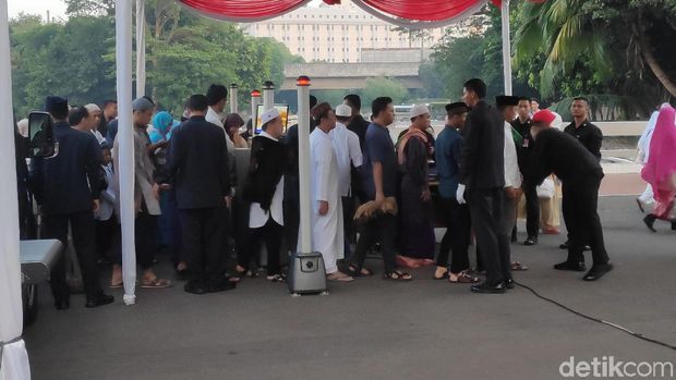 Salat Id di Masjid Istiqlal