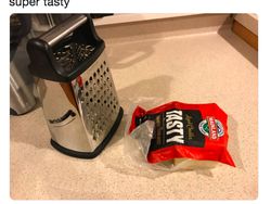 Mirip Parutan Keju, Apple Mac Pro Jadi Lelucon