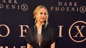 Foto: Aksi Para Mutan Cantik di Red Carpet Dark Phoenix