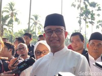 Curhat Anies soal Orang Miskin Beli Air Bersih dan Banjir di DKI