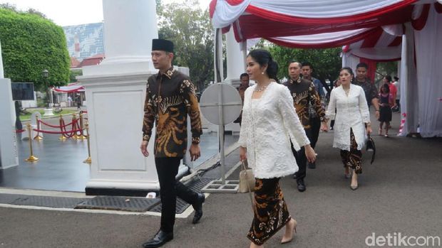 Usai Ziarah ke Kalibata, AHY dan Ibas Silaturahmi ke Jokowi di Istana
