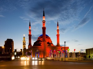 Tradisi Azan Magrib Dua Kali di Lebanon