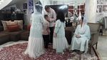 Gaya Lebaran Para Selebriti hingga Krisdayanti Bagi-bagi THR