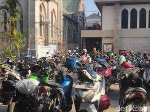 Cerita Romo Katedral Siapkan Parkiran hingga Tempat Wudu Bagi Jemaah Istiqlal