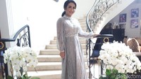 Gaya Krisdayanti di lebaran tahun ini. Foto: Asep/detikHOT
