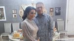 Momen Krisdayanti Bagi THR untuk Warga Sekitar