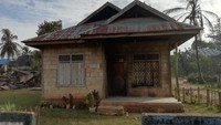 Foto: Rumah-rumah ditinggal. Ratusan warga Desa Gunung Jaya mengungsi ke desa-desa terdekat. (Dok Polda Sultra)