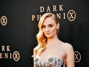 Terungkap Alasan Saudara Joe Jonas Tak Pernah Sapa Sophie Turner