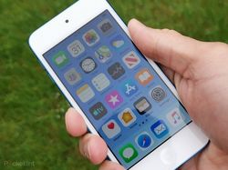 Mengenggam iPod Touch Anyar, Gadget Kejutan dari Apple