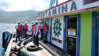 Menurut Unit Manager Communication & CSR PT Pertamina (Persero) Marketing Operation Region (MOR) VII Hatim Ilwan, Pertamina telah melakukan antisipasi ketersediaan kebutuhan dengan menginstruksikan pekerja standby dan tidak mengambil cuti. Istimewa/Pertamina.