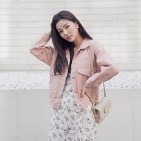 Banyak selfie Lee Chae Eun yang menunjukkan kemiripannya idol K-pop yang disebut memiliki wajah paling sempurna. (Foto: Instagram/@c_eeeun)