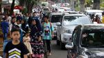 Tak Hanya Ragunan dan Monas, TMII Juga Disesaki Pengunjung