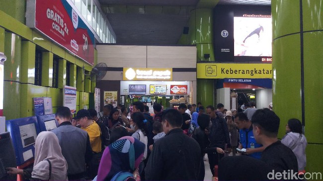 Jonan Tegaskan KA Jarak Jauh Dialihkan ke Manggarai Tidak Tepat