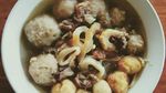 Sluurp! Enaknya Sore Ini Ngebakso Khas Yogyakarta yang Gurih Mantul