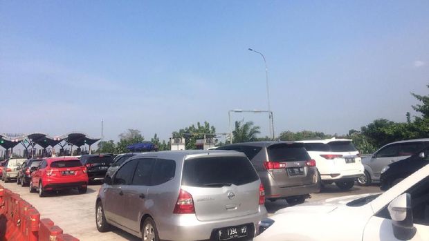 Imbas One Way ke Arah Timur, Arus Balik Malah Macet