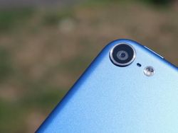 Mengenggam iPod Touch Anyar, Gadget Kejutan dari Apple