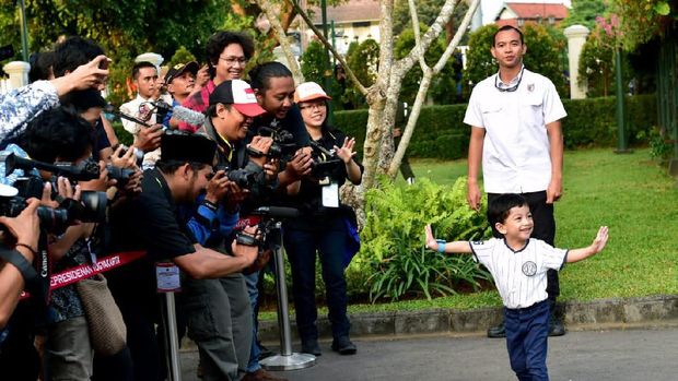 Jan Ethes Sampai La Lembah Manah, Ini Arti Nama 3 Cucu Jokowi