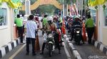 Tak Hanya Ragunan dan Monas, TMII Juga Disesaki Pengunjung
